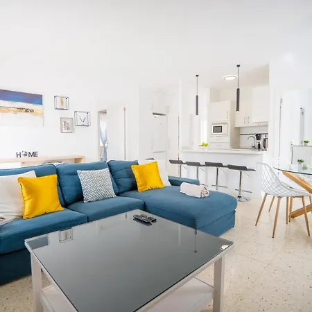 Holiday home Ocean Vibes With Sea View And Private Heated Pool