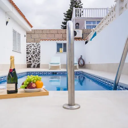 Ocean Vibes With Sea View And Private Heated Pool Holiday home Callao Salvaje