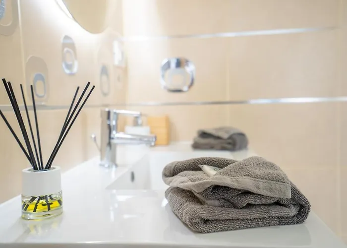 Holiday home Ocean Vibes With Sea View And Private Heated Pool