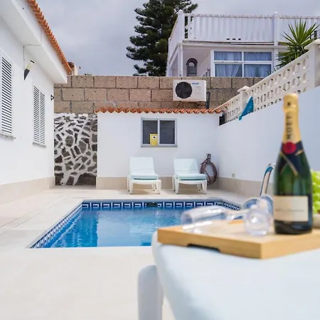 Ocean Vibes With Sea View And Private Heated Pool בית נופש *