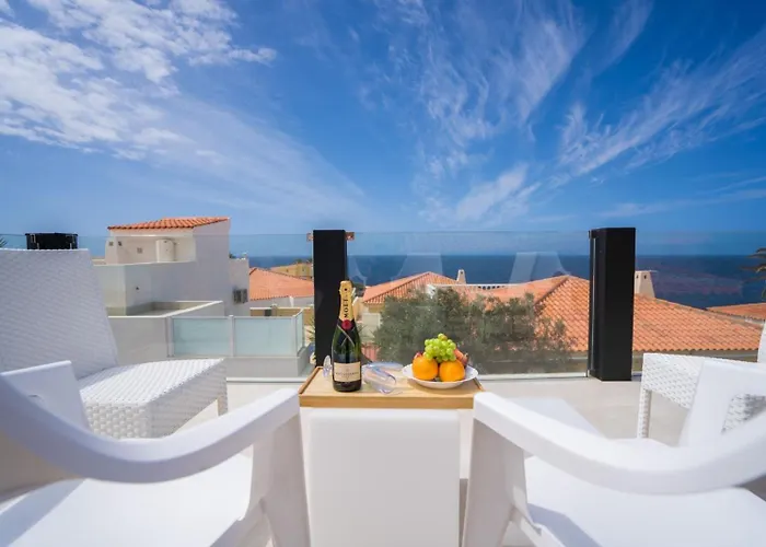 Semesterbostad Ocean Vibes With Sea View And Private Heated Pool *